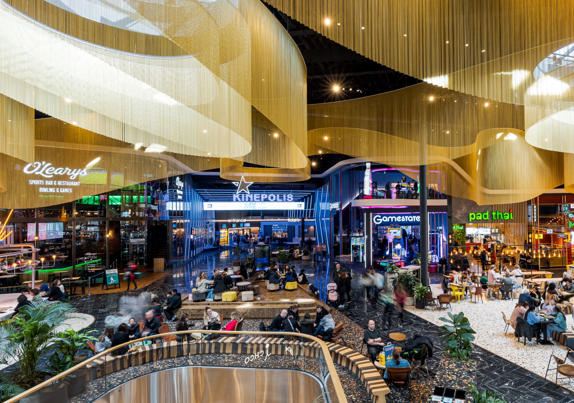 Westfield_mall_of_the_Netherlands4